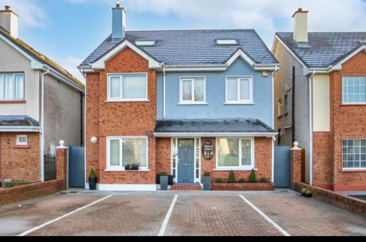Almara House Panzió Galway Kültér fotó